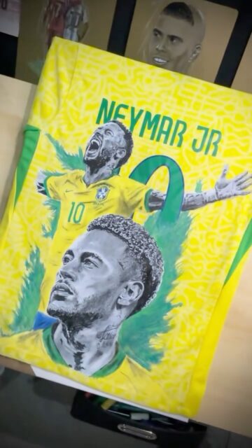 Me gustaría saber qué opináis de lo de #Neymar, es justo? Injusto? De momento creo que lo justo era pintarle esta camiseta. A vosotros os leo. 👇🏻