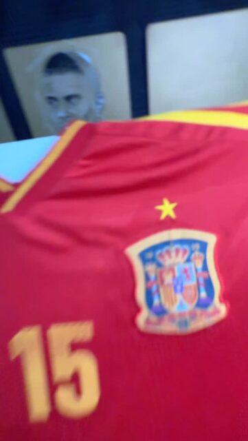 Os dejo el proceso de la que hasta ahora ha sido la camiseta más importante que he pintado. 😊