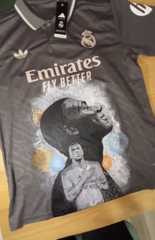 PACK 3 – Solo Camiseta (envío del cliente)